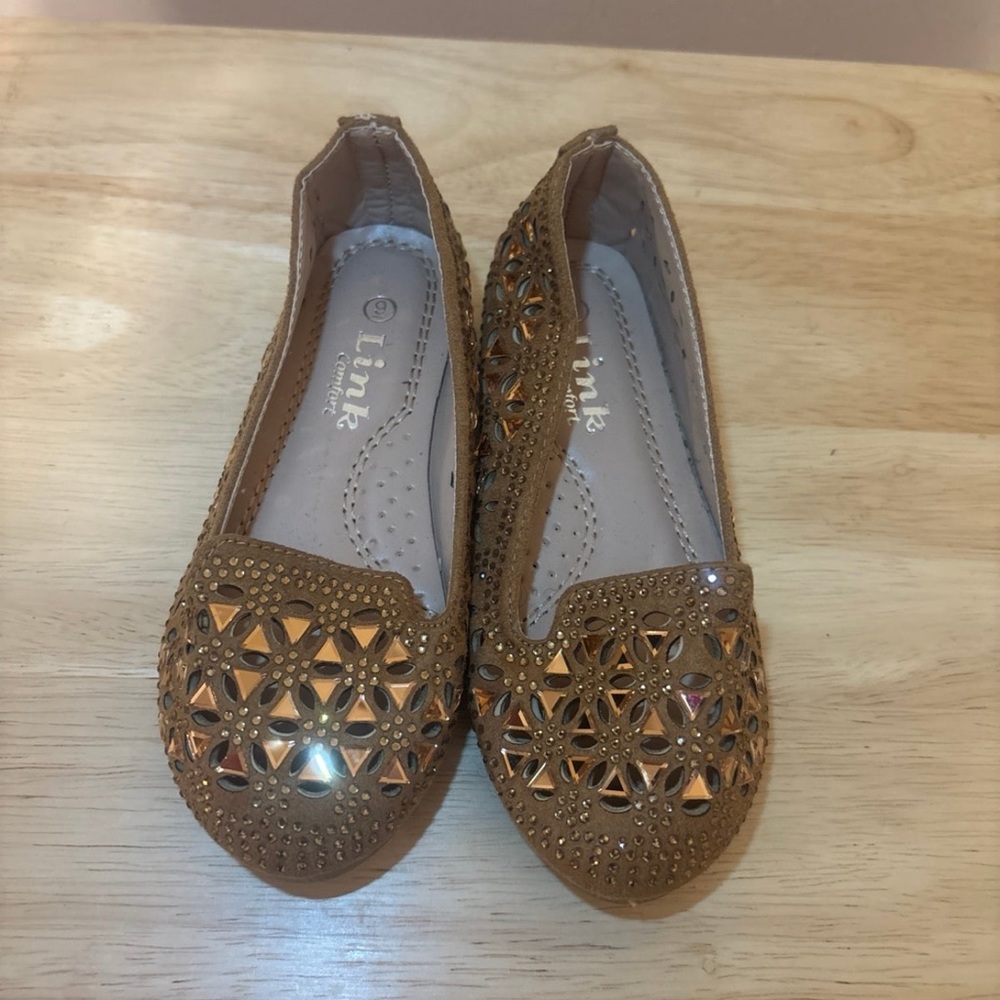 Girls sparkly flats
